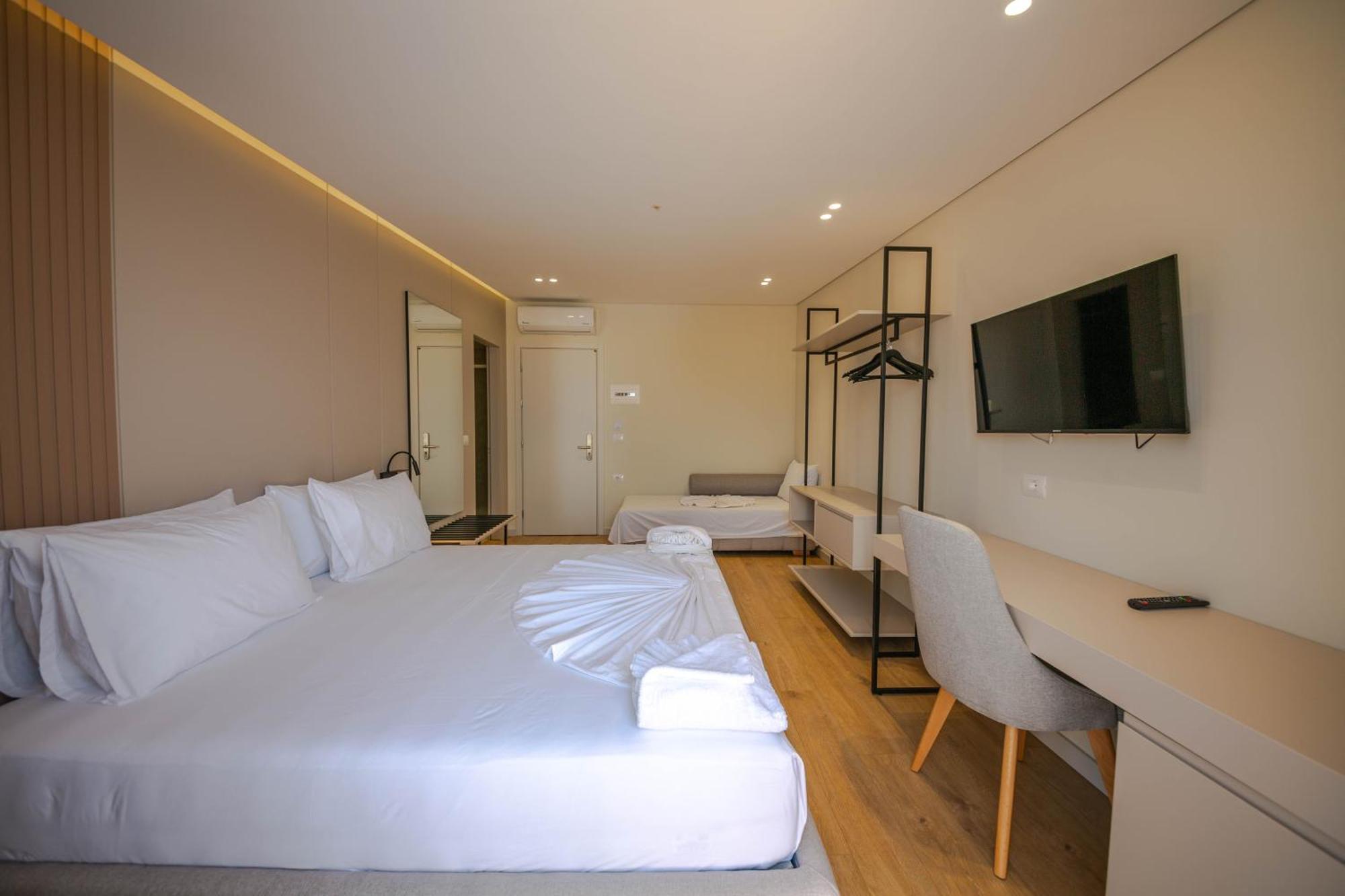 Hotel Vista Mare Ksamil Exterior photo